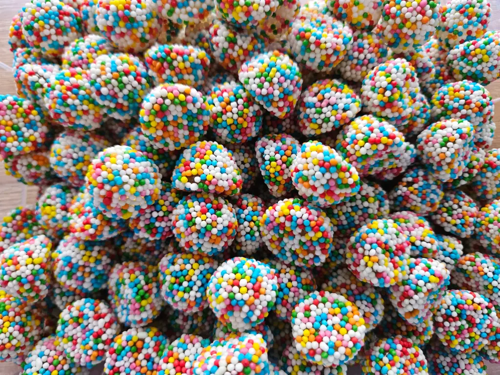 Mûres multicolores (vendu par 100gr)