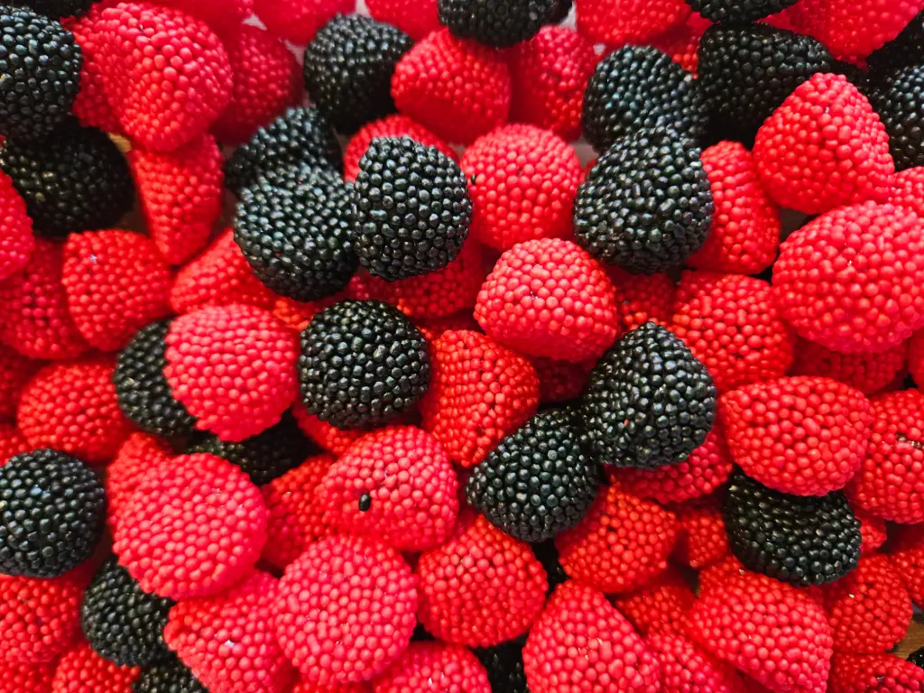 Mures rouges et noires (vendu par 100gr)